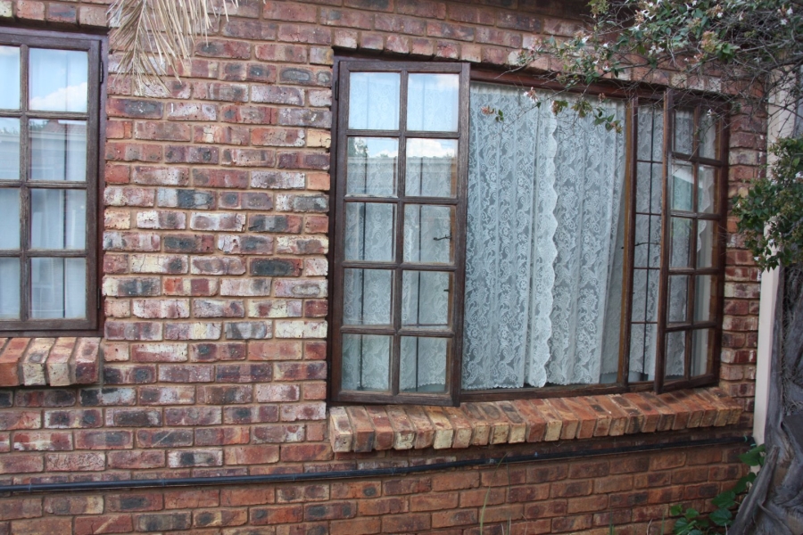 3 Bedroom Property for Sale in Universitas Ridge Free State